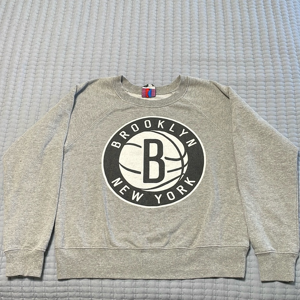 Women’s Brooklyn Nets Crewneck Sweatshirt - Size Small